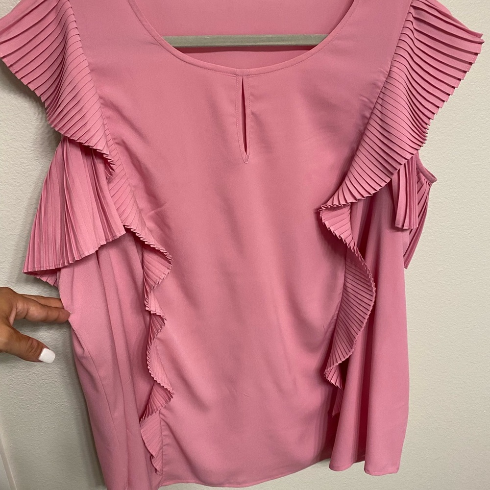 Blouses - Picture 6 of 6